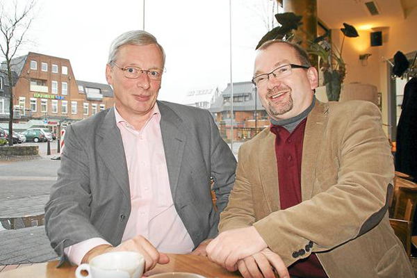 Christoph Boll (links) ist Vorsitzender der unabhängigen Wählergemeinschaft Kreis Steinfurt, Thorsten Sonntag sein Stellvertreter. Foto: Achim Giersberg
